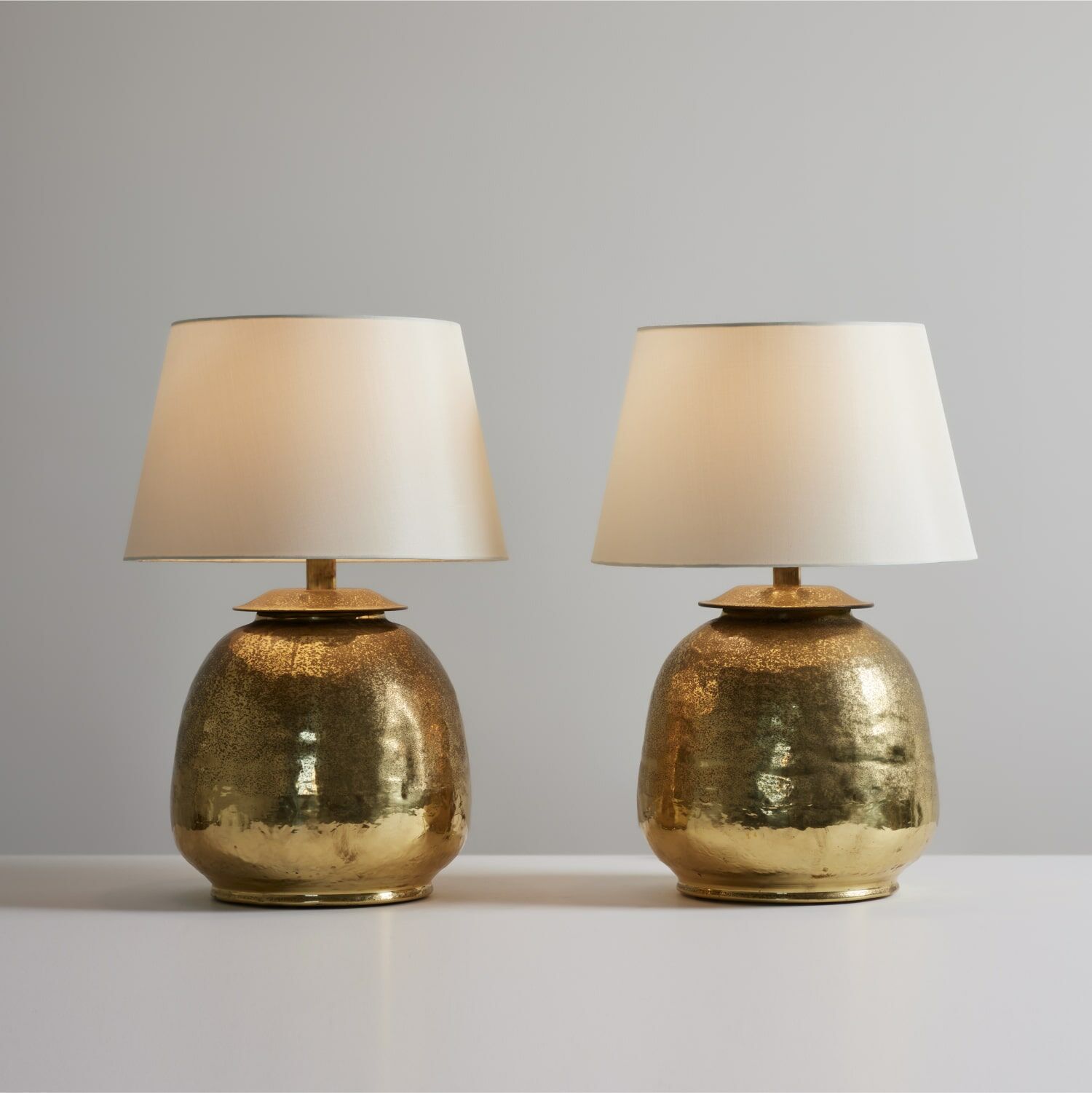 CoupXX WEB_Pair of Magma Table Lamps